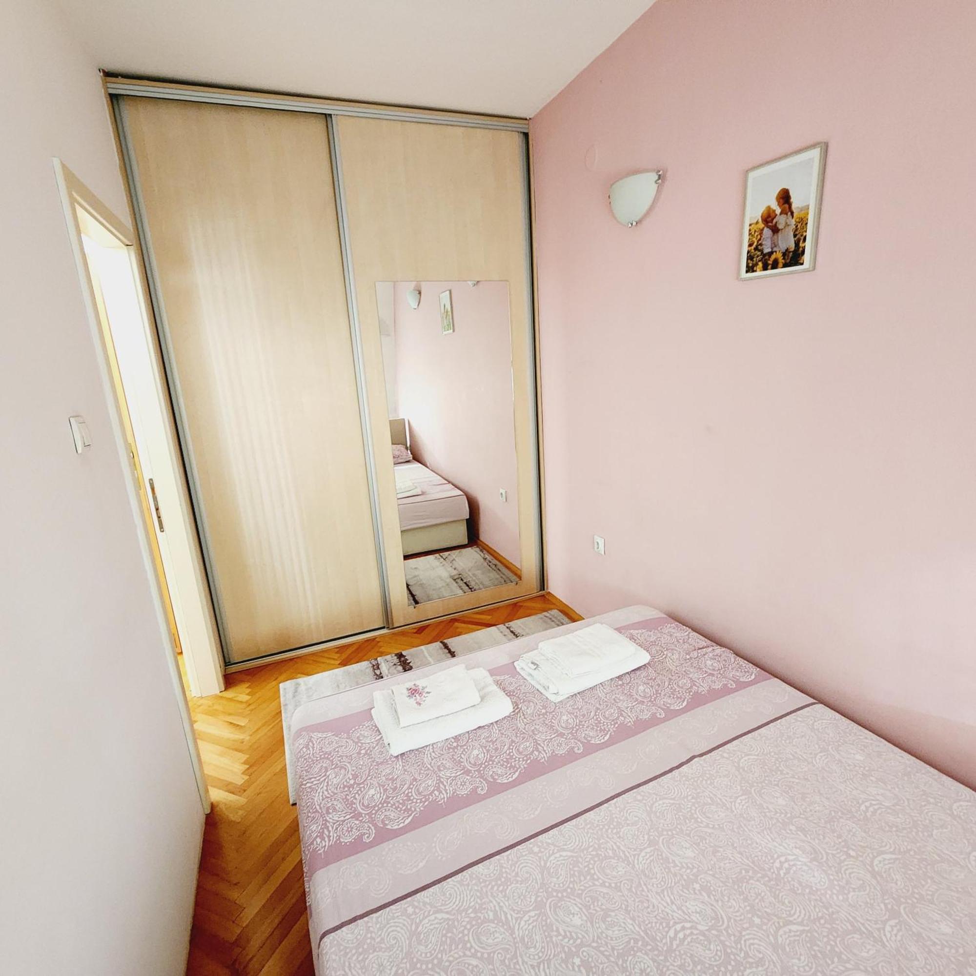 New Apartment 8, Self Check-In, Free Parking Skopje Exteriör bild